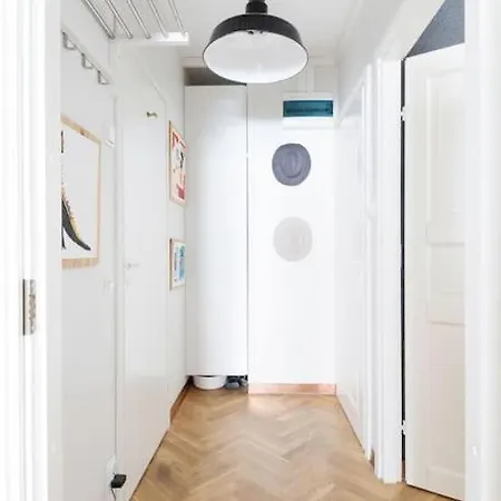 De Lux Apartment! Great Location! Bohemic Getaway!