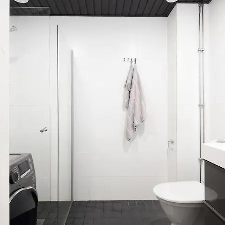 Huoneisto De Lux Apartment! Great Location! Bohemic Getaway! *